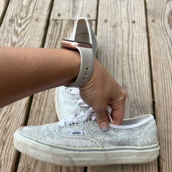 vans | men’s 6.5 women’s 8 vans silver sparkly shoes - Picture 3 of 8